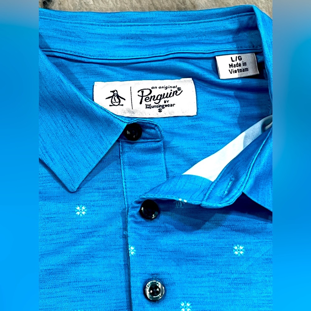 *NEW* Original Penguin Polo. GOLF Style. Blue shirt with accents, Large in Size